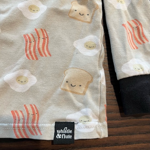 Whistle & Flute Organic Cotton Pajamas Kawaii Bacon and Eggs Size 5-6 - Picture 4 of 7